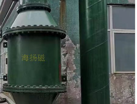 點(diǎn)擊查看詳細(xì)信息<br>標(biāo)題：磁化除垢器DN700安裝 閱讀次數(shù)：10